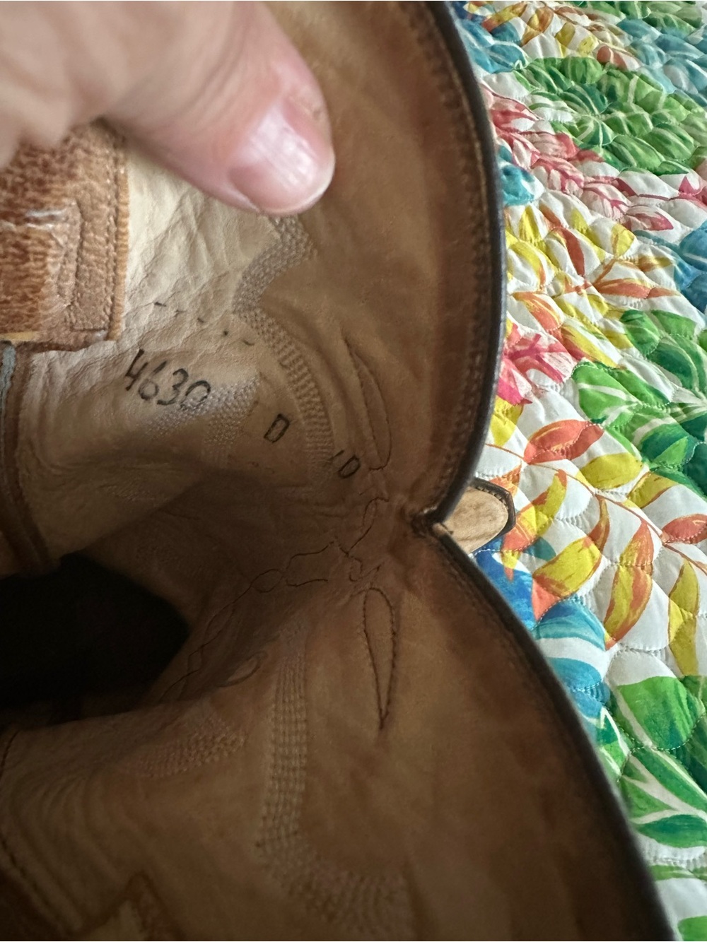 Oasis Tan Leather Boot Interior with Branded Patch